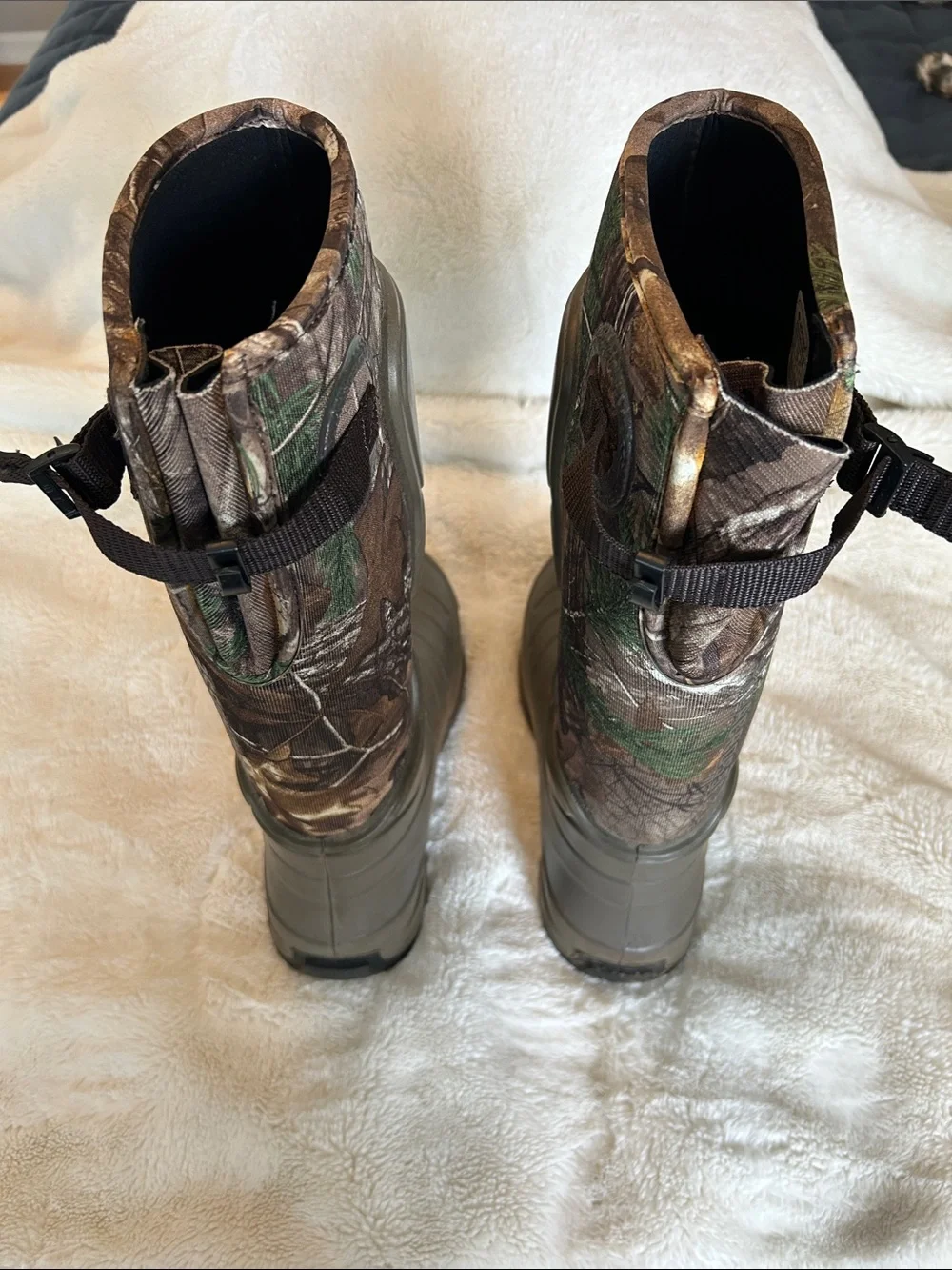 LaCrosse AeroHead 18” 7mm Hunting Boots – Men’s Size 11